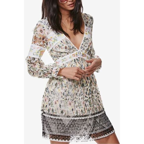 Free People Dresses & Skirts - Free People Cherry Blossom Floral Lace Long Sleeve Mini Dress Size 6
